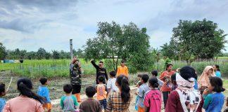 Sambangi Posko Pengungsian, Habib Ajak Anak-Anak Bermain hingga Tertawa Lepas