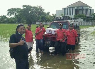 Sinergitas PAC Nalumsari Bersama H. Sutrisno Bantu Korban Banjir