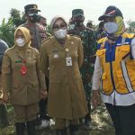 Sri Sumarni Tinjau Langsung Tanggul Jebol di Desa Klampok Godong Grobogan