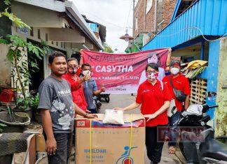 Trifena Salurkan Bantuan Kursi Roda dari Mbak Casytha