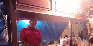 Usaha Angkringan untuk Menjalin Silaturahmi Kader Banteng Kota Magelang