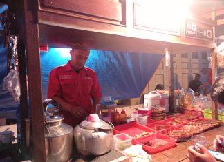 Usaha Angkringan untuk Menjalin Silaturahmi Kader Banteng Kota Magelang