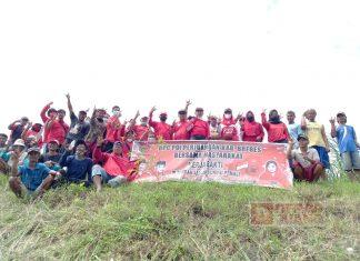 DPC PDI Perjuangan Brebes Gotong Royong Bersihkan Sungai dan Perbaiki Tanggul