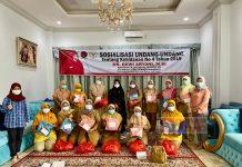 Gelar Masa Reses, Dewi Aryani Sosialisasikan UU Kebidanan