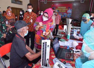 Bupati Sukoharjo Canangkan Program Vaksinasi Covid-19 untuk Lansia