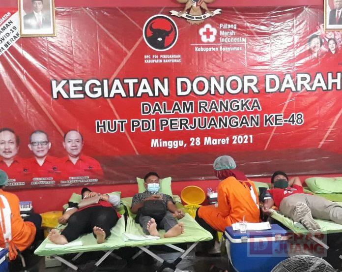 DPC PDI Perjuangan Banyumas Gelar Aksi Donor Darah untuk Kemanusiaan