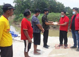 DPC PDI Perjuangan Sragen Bantu Warga Terdampak Tanah Longsor