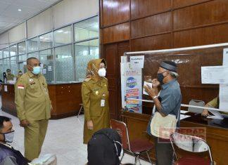 Respon Cepat Etik Suryani Tanggapi Keluhan Masyarakat