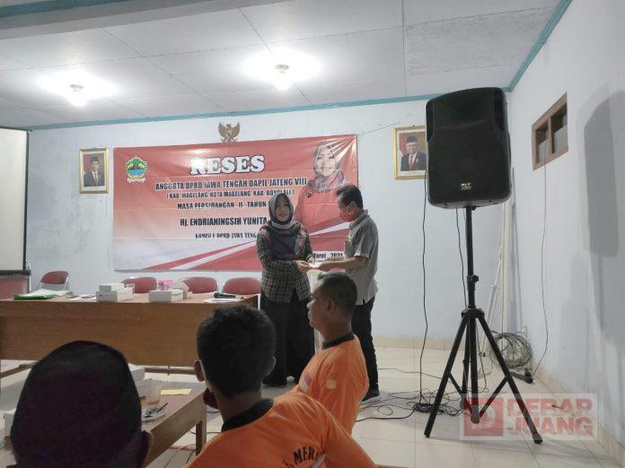 Hj. Endrianingsih Berikan Edukasi Antisipasi Resiko Bencana Kepada OPRB Pandan Merapi Srumbung