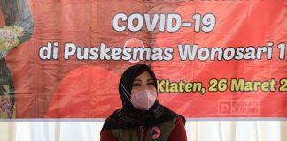 Hj. Sri Mulyani Lakukan Monitoring Pelaksanaan Vaksinasi Lansia di Puskesmas Wonosari 1