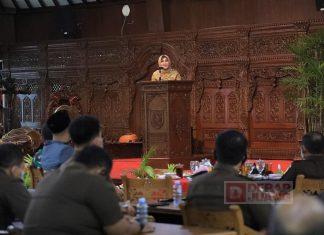 Hj. Sri Mulyani Pimpin Rapat Koordinasi Virtual di Kecamatan Jatinom