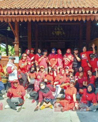 Jaga Kebugaran Tubuh di Masa Pandemi, Srikandi PDI Perjuangan Klaten Gelar Senam Sehat Secara Rutin