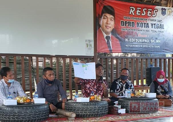 Lewat Reses, Mas Uyip Ajak Masyarakat Mendiskusikan Terkait Sertifat Tanah