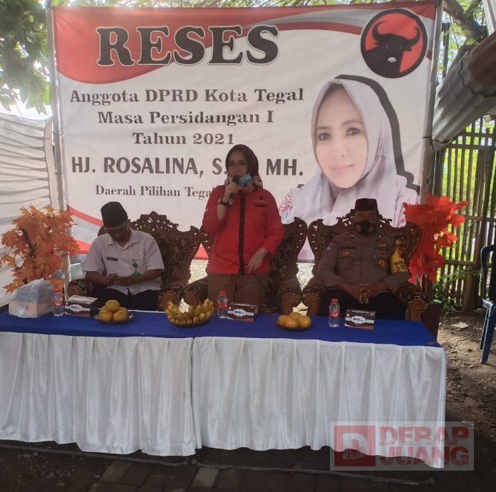 Melalui Reses, Hj. Rosalina Serap Aspirasi Masyarakat di Kelurahan Debong Tengah