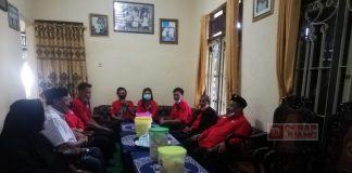 Panaskan Mesin Partai, DPC PDI Perjuangan Batang Anjangsana Door to Door ke Tokoh Masyarakat dan Akar Rumput