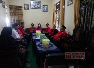 Panaskan Mesin Partai, DPC PDI Perjuangan Batang Anjangsana Door to Door ke Tokoh Masyarakat dan Akar Rumput
