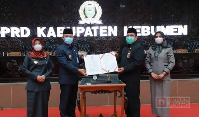 Rapat Paripurna, DPRD Kebumen sahkan Empat Perda