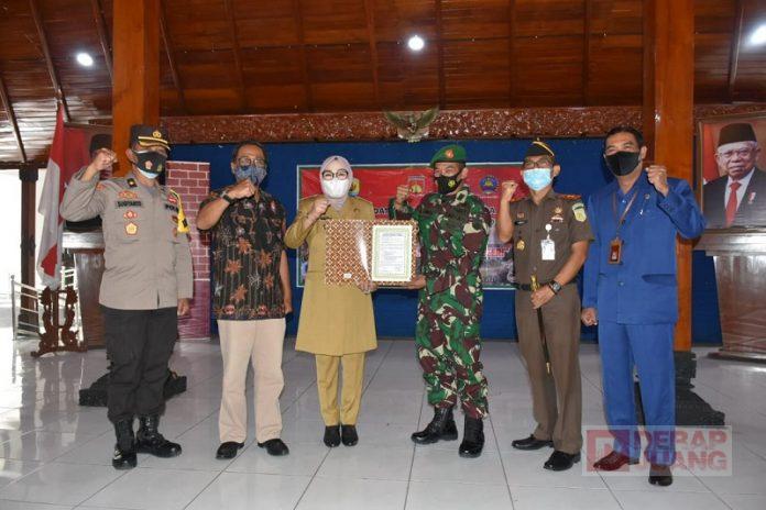 Sri Sumarni Merasa Terbantu Program TMMD