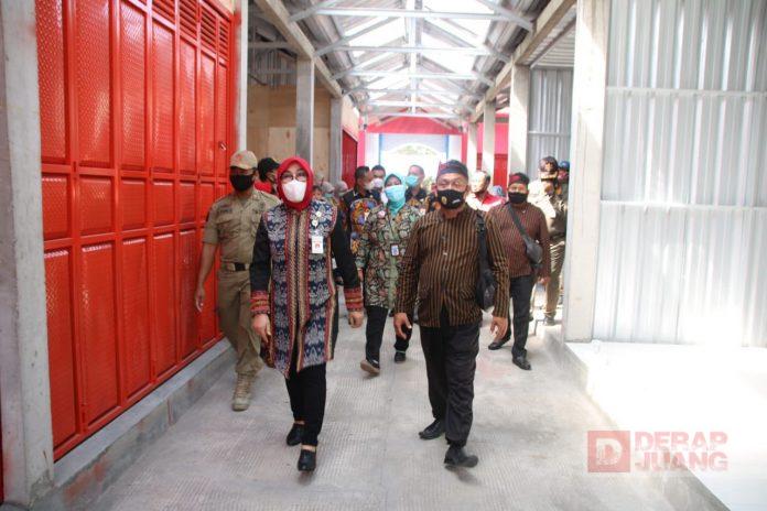 Sri Sumarni; Pasar Tradisional Sentra Penumbuhan Ekonomi Kerakyatan