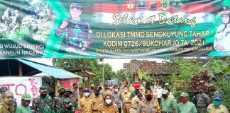 Turun Lapangan, Etik Suryani Buktikan Kapasitas Sebagai Bupati Sukoharjo