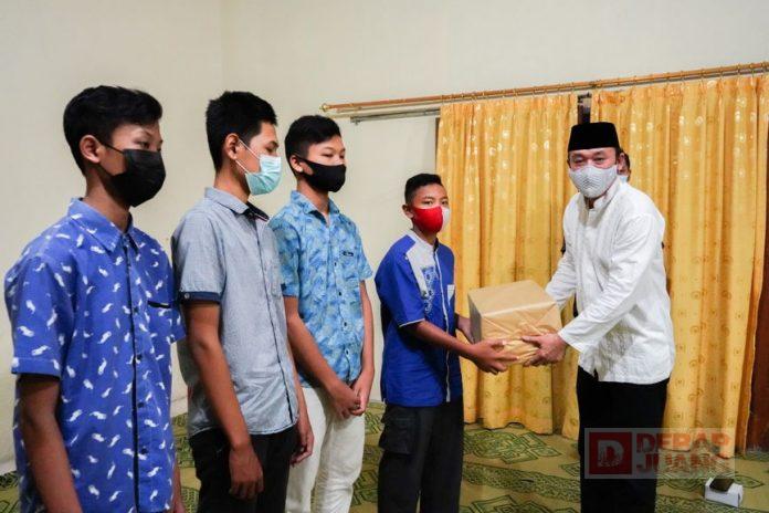Bagus Selo Gelar Buka Bersama dan Berikan Santunan Kepada Yatim Piatu
