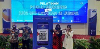 Buka Pelatihan Public Speaking, Etik Suryani: Maturnuwun Mbak Casytha