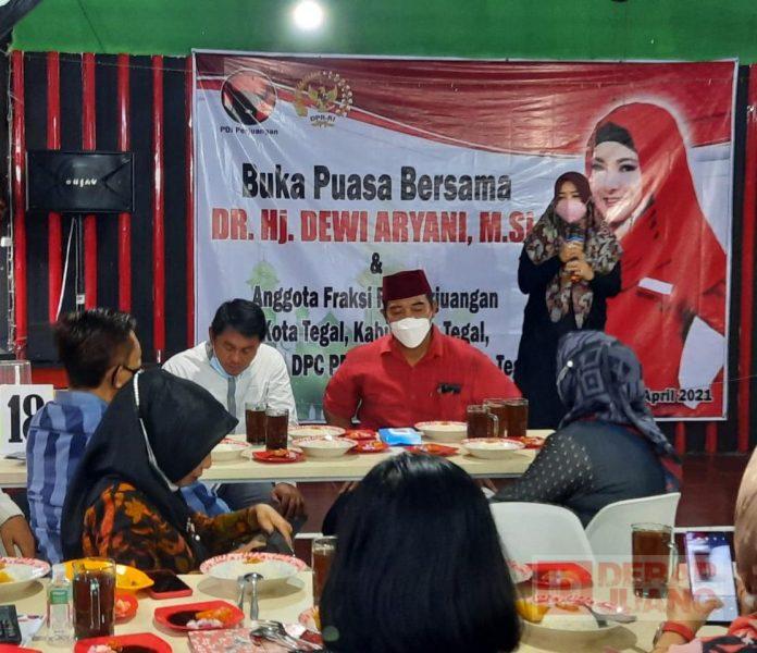 Dewi Aryani Laksanakan Buka Bersama Anggota Fraksi dan Pengurus DPC PDI Perjuangan Kota Tegal