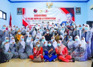 Edy Wuryanto Ajak Bidan Tingkatkan Kecintaan dan Pertahankan Keutuhan NKRI