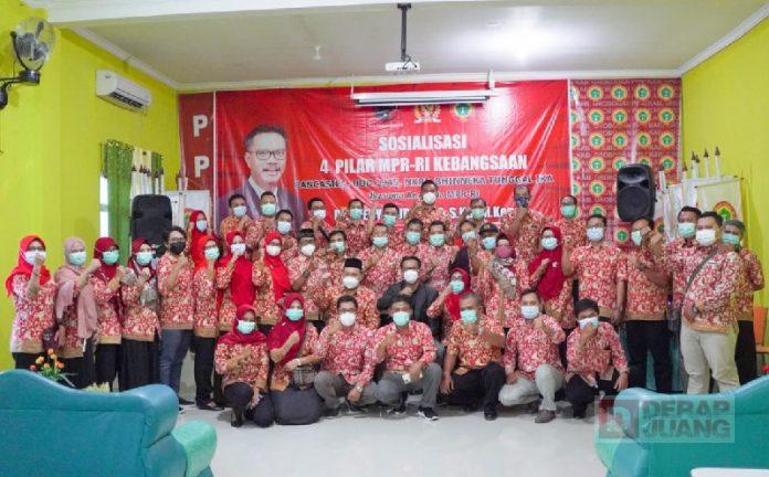 Edy Wuryanto Lakukan Sosialisasi 4 Pilar Kebangsaan MPR RI di Depan Perawat Grobogan