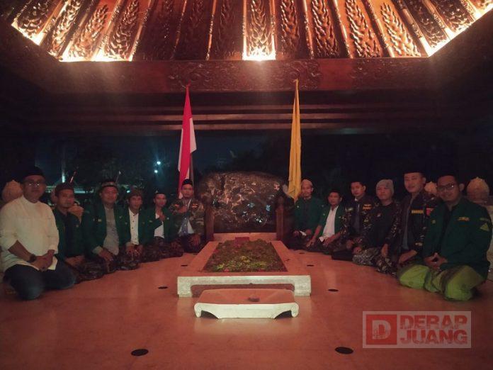Gaet Milenial, Habib; Perkuat Ideologi dengan Ziarah Kubur Bung Karno