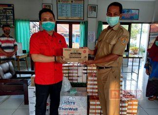 H. Indra Kusuma Berbagi Takjil dan Makanan Kepada Penghuni Panti Jompo