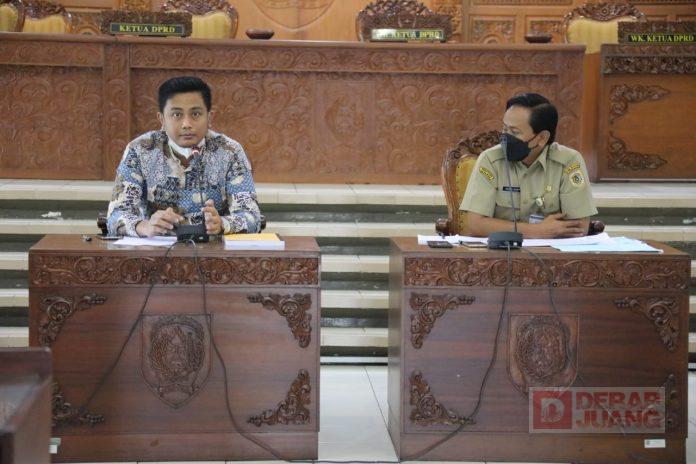 Hamenang Wajar Ismoyo Pimpin Rapat Raperda GDPK Klaten Tahun 2021-2031 (2)