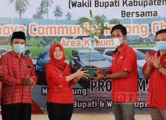 Hijaukan Kebumen, Wakil Bupati Bersama Community Inyong Chapter Tanam 1000 Pohon