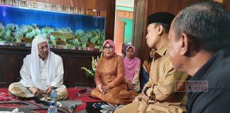Jelang Puasa Ramadhan, Sri Sumarni Temui KH. Habib Lutfhi Bin Yahya