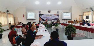 Kadarwati Jadi Narasumber Dalam Raker Penanganan Fakir Miskin