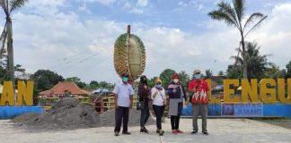 Kadarwati Kunjungi Obyek Wisata Jlengut di Desa Karang Duren