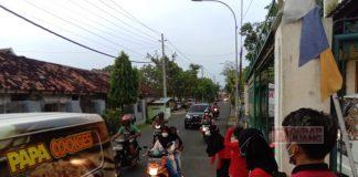 Komunitas Juang Purworejo Bagi Takjil