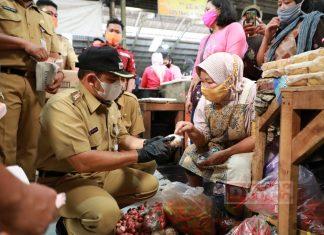 Ngesti Nugraha Pantau Langsung Harga Kebutuhan Pokok
