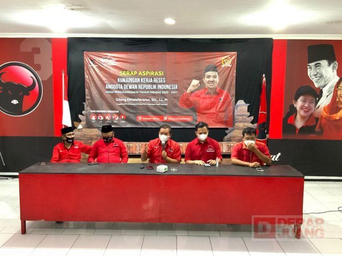 Reses Mas Gilang, Serap Aspirasi dan Bagikan Sembako