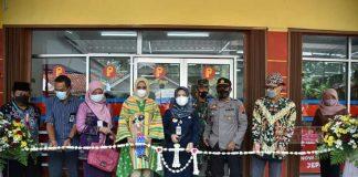 Ristawati Purwaningsih Resmikan Pasar Raya BUMDES Klirong