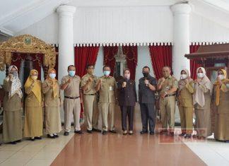 Sempat Tertunda, Bupati Tiwi Naikan Honor GTT dan PTT