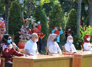 Sri Mulyani Hadiri Kegiatan Penyaluran Bantuan Masyarakat Terdampak Covid-19