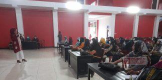 Sri Ruwiyati Gelar Sosialisasi Peran Perempuan Dalam Pengambilan Keputusan di Banjarnegara