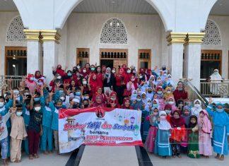 Tebar Cinta Kasih, Depwan Sragen Berbagi Takjil dan Sembako pada Santri