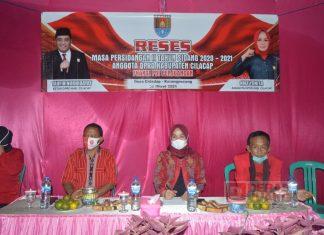 Temui Masyarakat, Nike Yunita Gelar Reses di Desa Cidadap