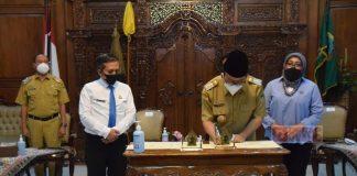 Tingkatkan Sinergitas, Pemkab Banyumas Tandatangani MoU Bersama Kejari Banyumas
