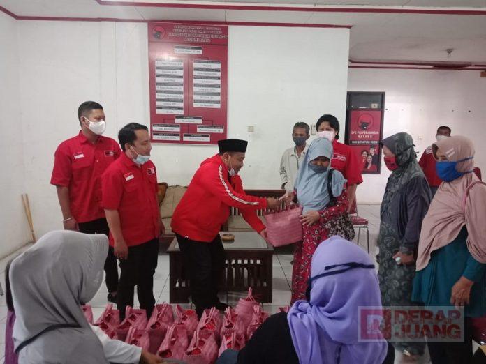 BSPN Batang Berbagi Bingkisan Lebaran pada Kaum Duafa
