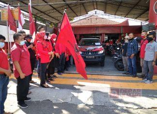 Bagikan 5000 Paket Sembako, Sri Mulyani: Semoga Bantuan ini Bermanfaat