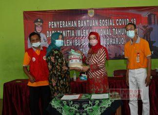 Bupati Sukoharjo Terima Bantuan 20 Ton Beras dari Panitia Imlek Nasional 2021