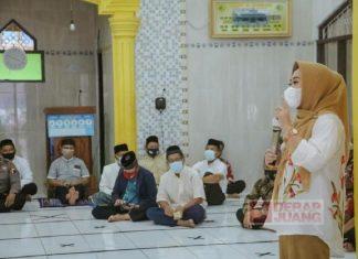 Bupati Tiwi Izinkan Desa Zona Hijau Adakan Sholat Id